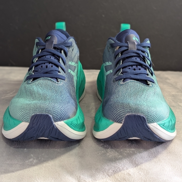 Women's Asics Superblast Size 7.5 - Picture 5 of 16